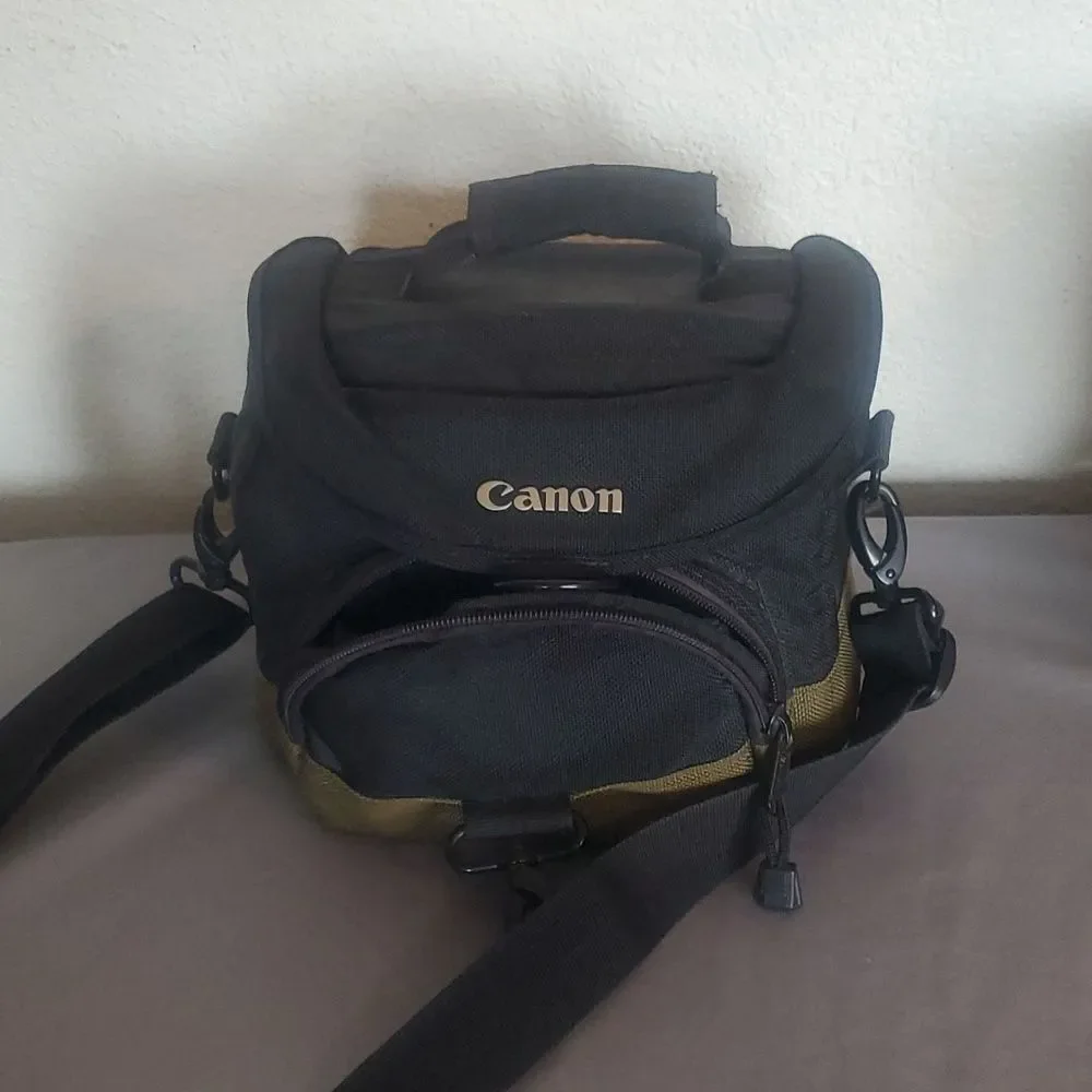 Canon Camera CAse - Black